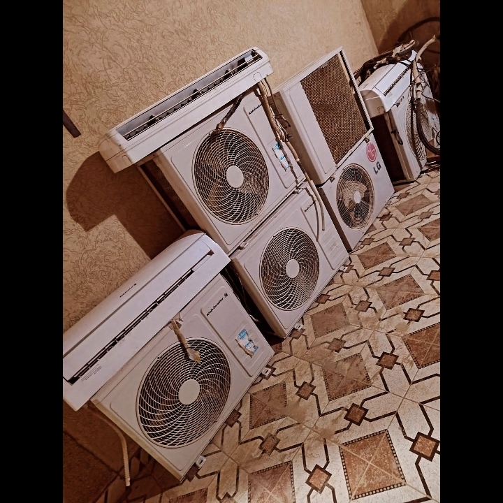دينا نقل عفش بالرياض 0561186175 لوري نقل عفش بالرياض جميع احياء مدينه الرياض 0561186175دينا نقل عفش بالرياض 056118617...