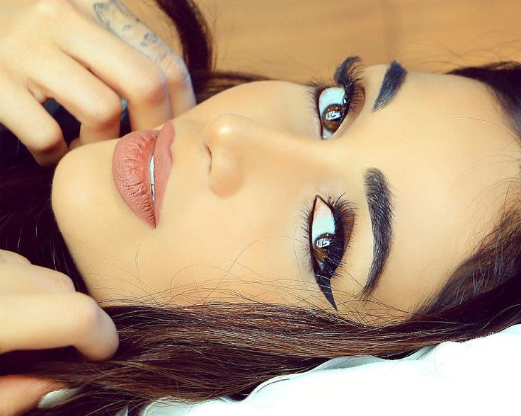 چشم‌ها دروغ نمی‌گن؛ پر از انگیزه‌ باش. 👁️