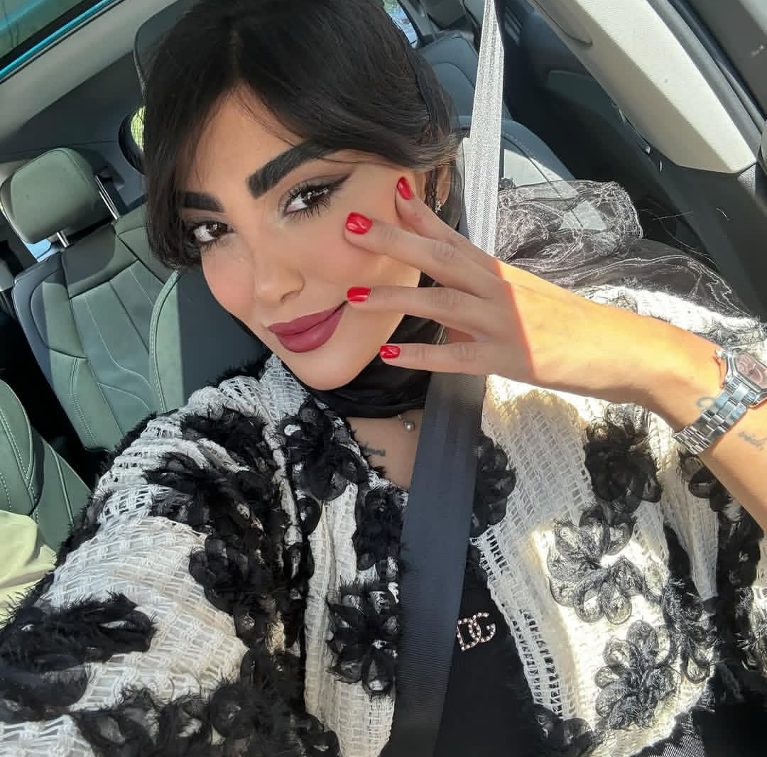 باهوشا بگن چه تغییری کردم ؟😊