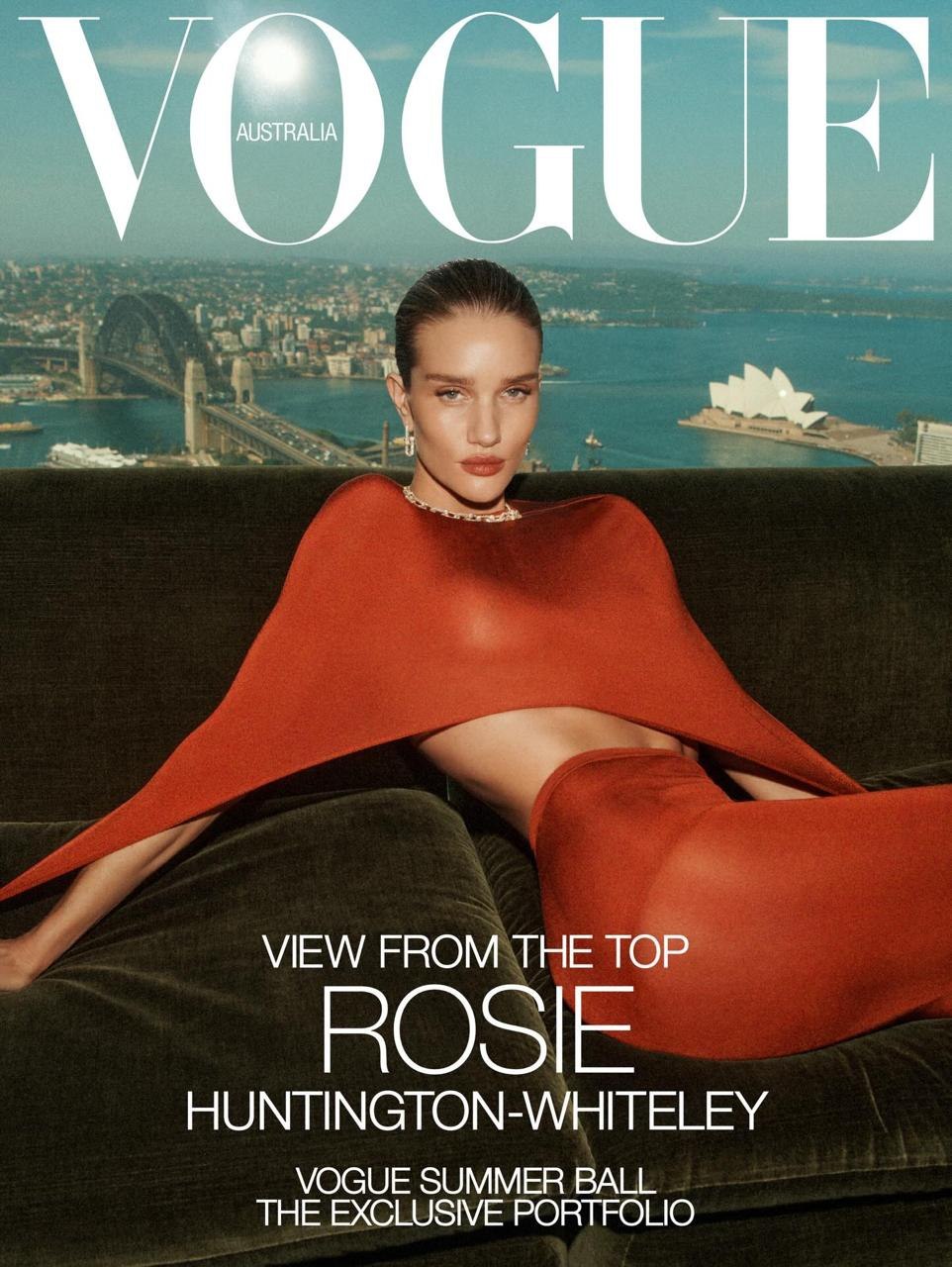 Vogue Australia - April 2026. مجله Vogue استرالیا - اوریل 2026. درباره این مجله : پیام این جلد این است که سادگی، فرم...