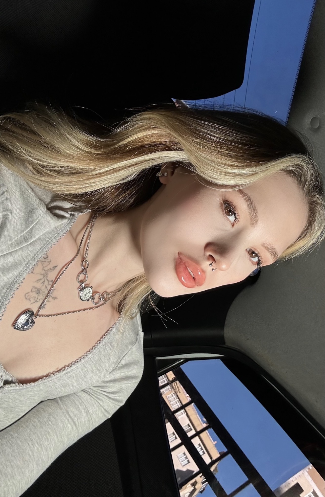 ✨