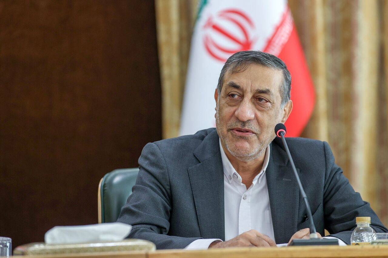 🔺روایت معاون رئیس جمهور از افرادی که در جلسه شعام به امضای تفاهمنامه میان ایران و آمریکا رای مثبت دادند
قائم پناه:...