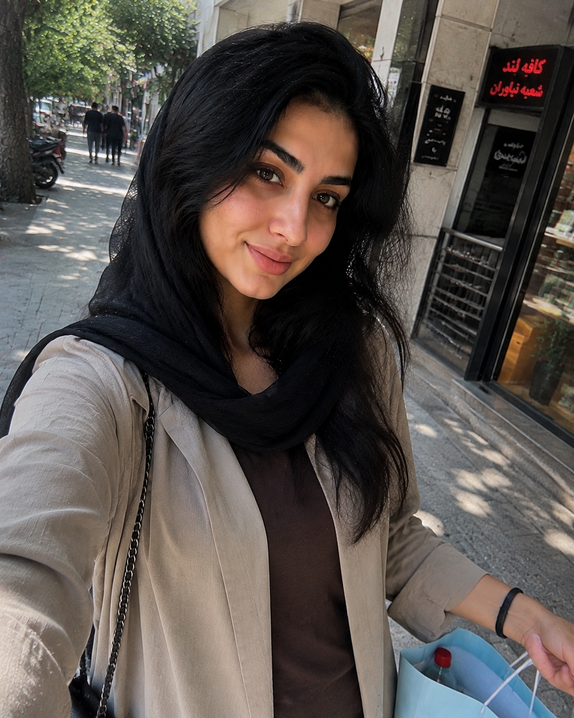 سلام جیگرای مرجان امروز کلی خرید داشتم 😍🥱 حسابی خوابم میاد
