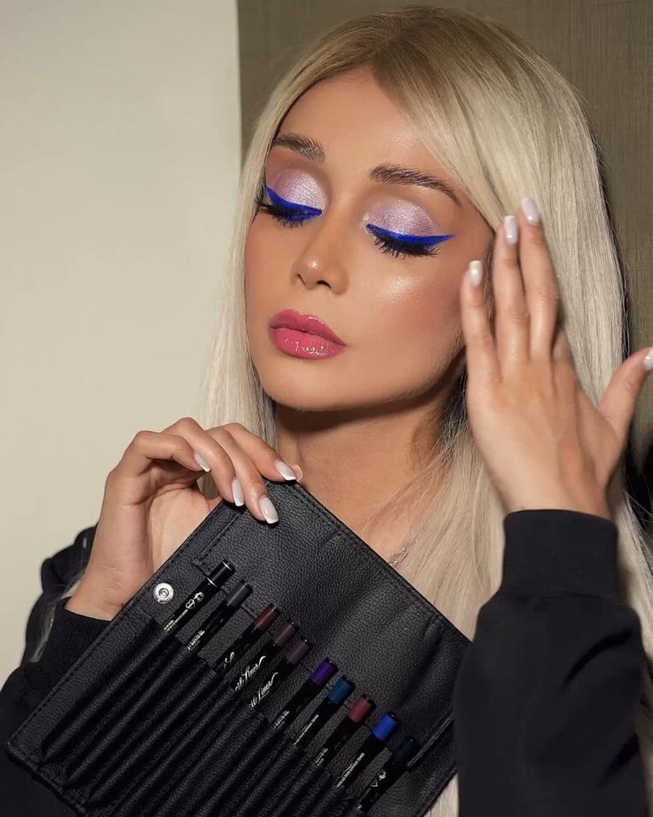 رنگ بندی ها روووو 🥰💜🤍💙🤎❤️