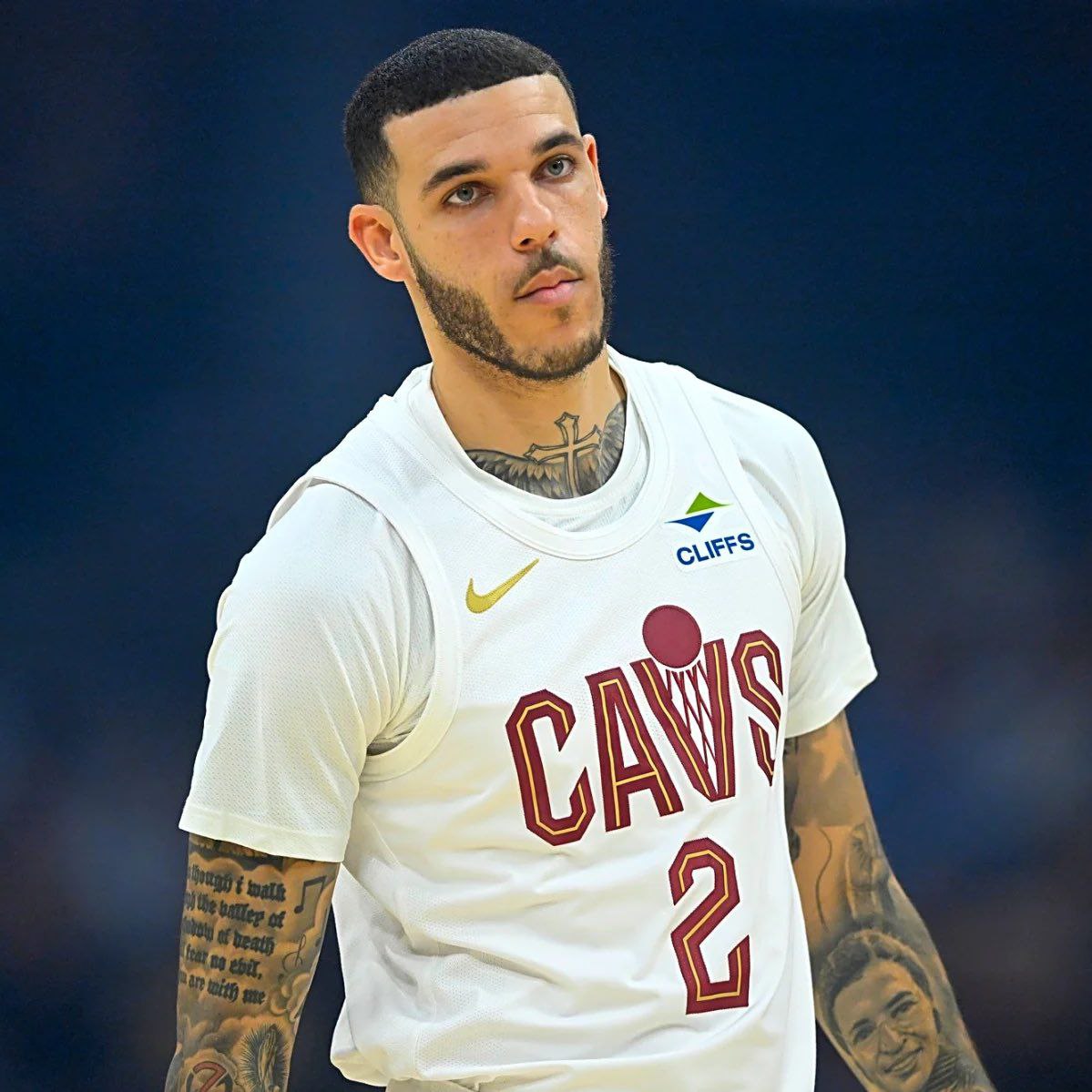 📸 ممکنه لانزو بال دیگه هیچوقت در NBA بازی نکنه. افرادی در لیگ نگران هستن که مشکلات پزشکی بال ممکنه مانع بازی دوباره ...