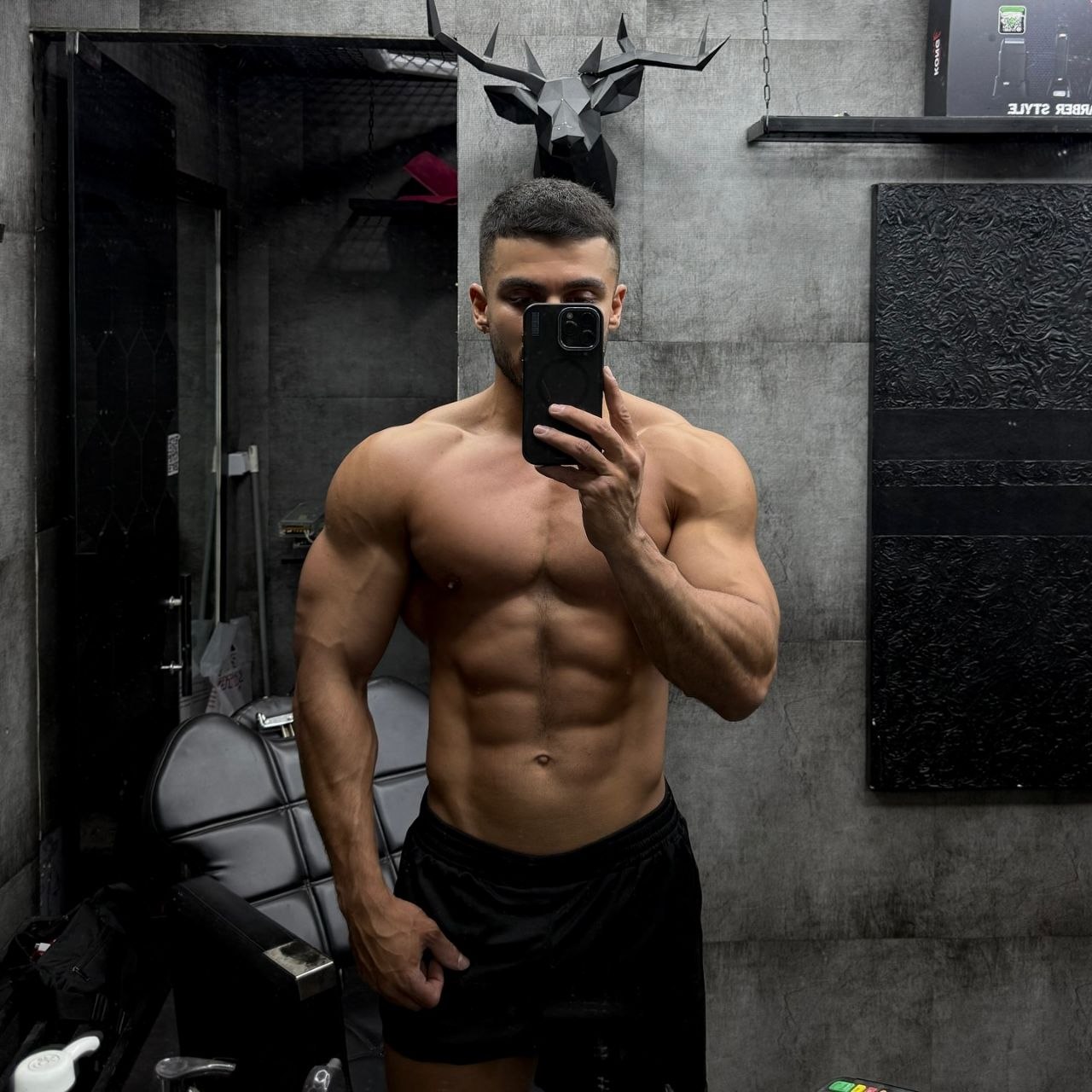 سکوت کن و اجازه بده موفقیتت فریاد بزنه 💪