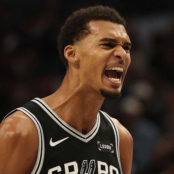 ومبی : من تاحالا اینقدر برد توی زندگیم تجربه نکردم👀 🆔@basketball_nba2021
